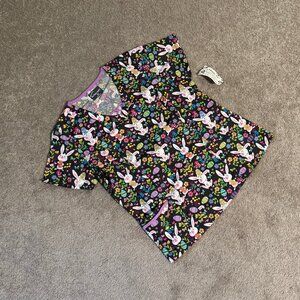 Butter-Soft Grey Allover Print Easter Bunny Short Sleeve Scrubs Top Sz M NWT